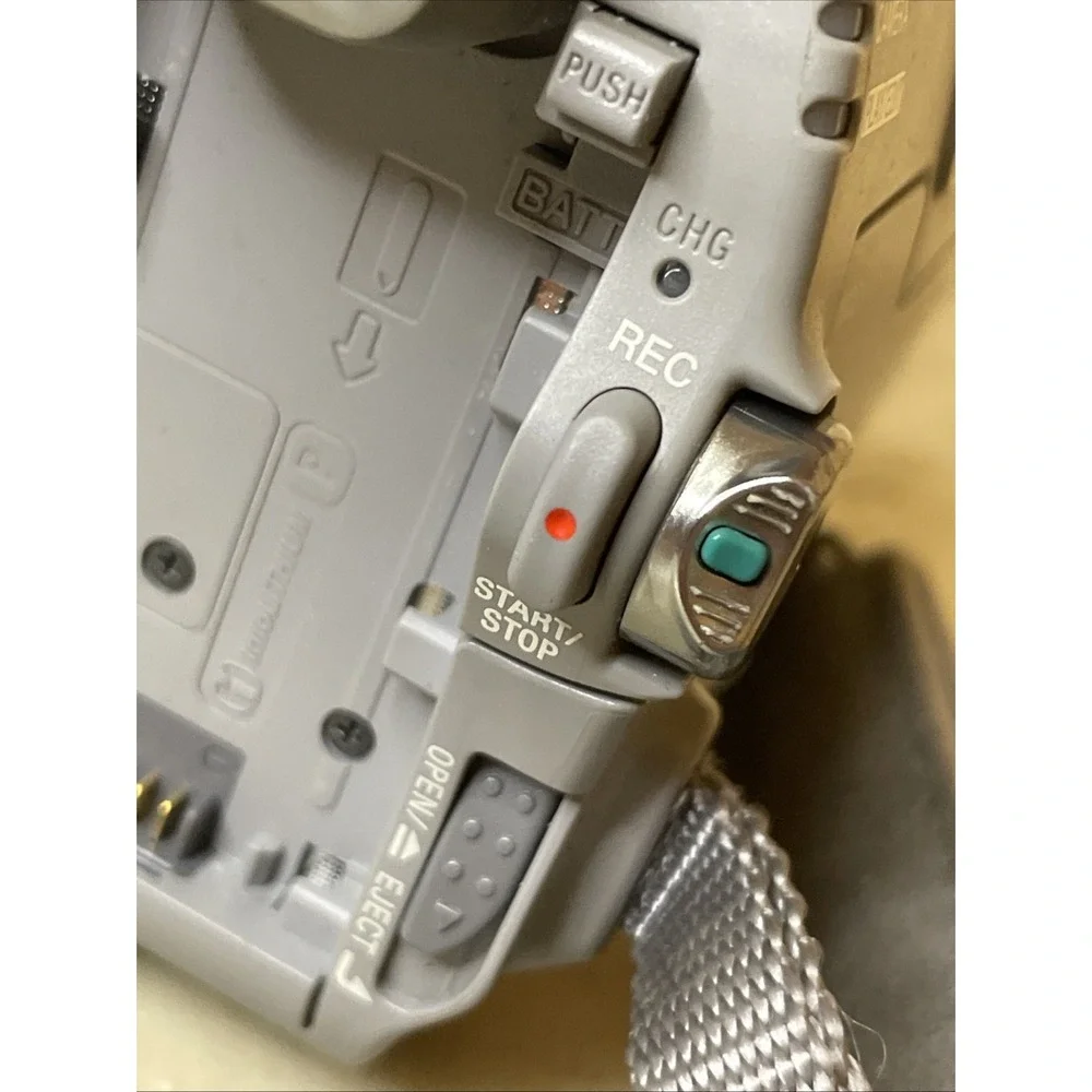 Sony Handycam DCR-HC20 MiniDV Camcorder Silver and Battery Untested